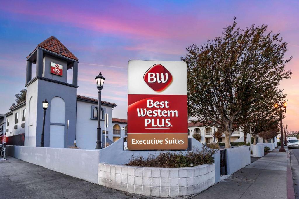 Best Western Plus Executive Suites image