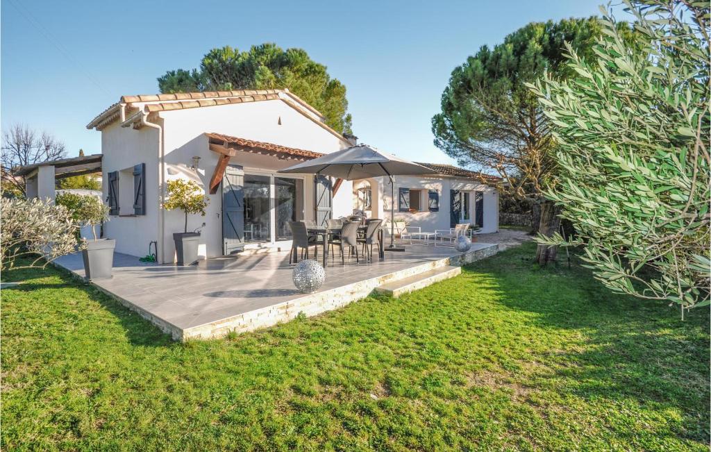 Awesome Home In Peymeinade With 3 Bedrooms, Wifi And Private Swimming Pool photo 4