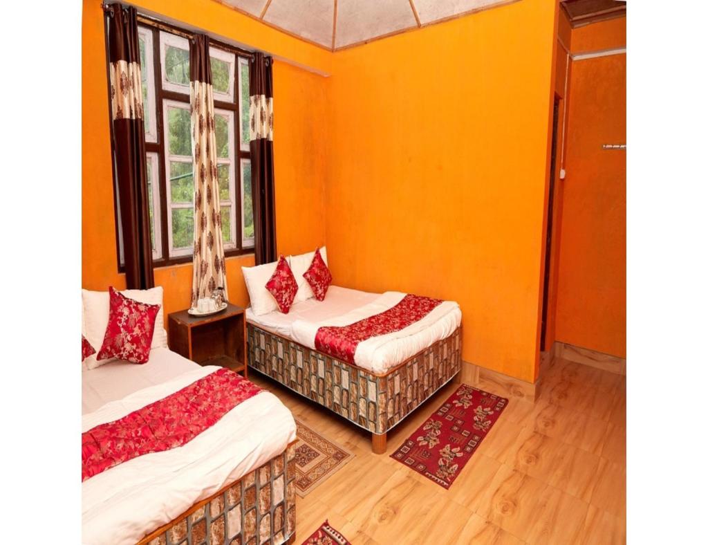 Hill Home Stay, Mankhim Road, Aritar, Sikkim photo 3