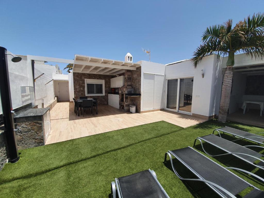 Bungalow Aries photo 1