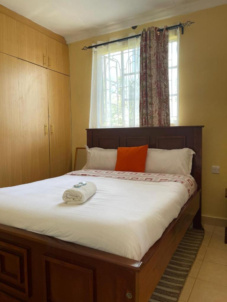 Zoe Homes 1br and 2br Cottage own compound -Kericho town near Green Square mall photo 4
