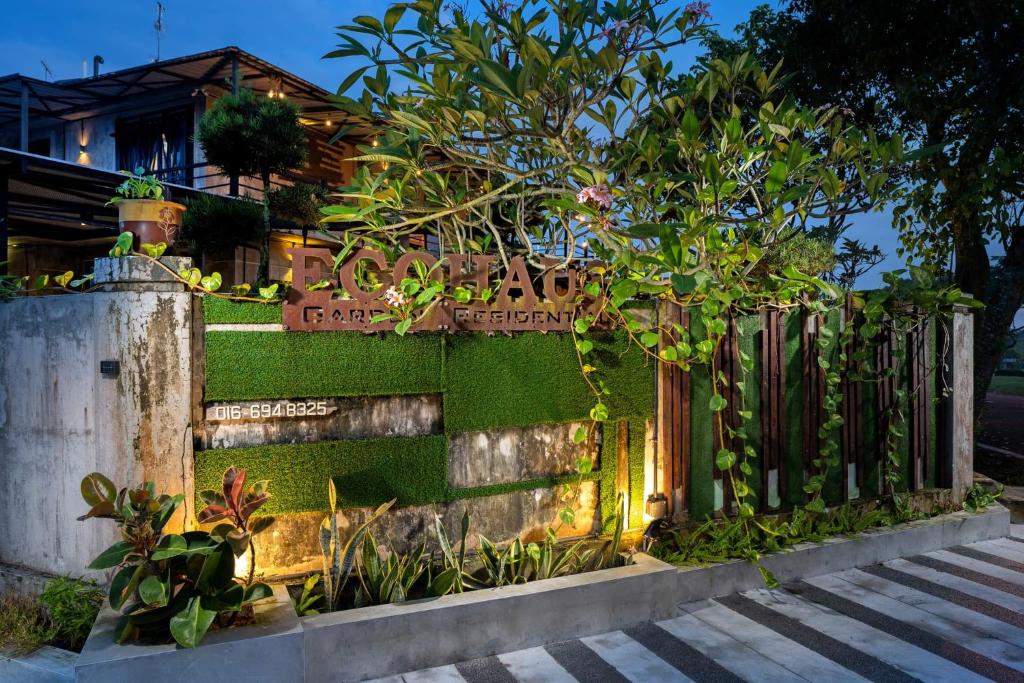 ECO Haus Garden Residential photo 1