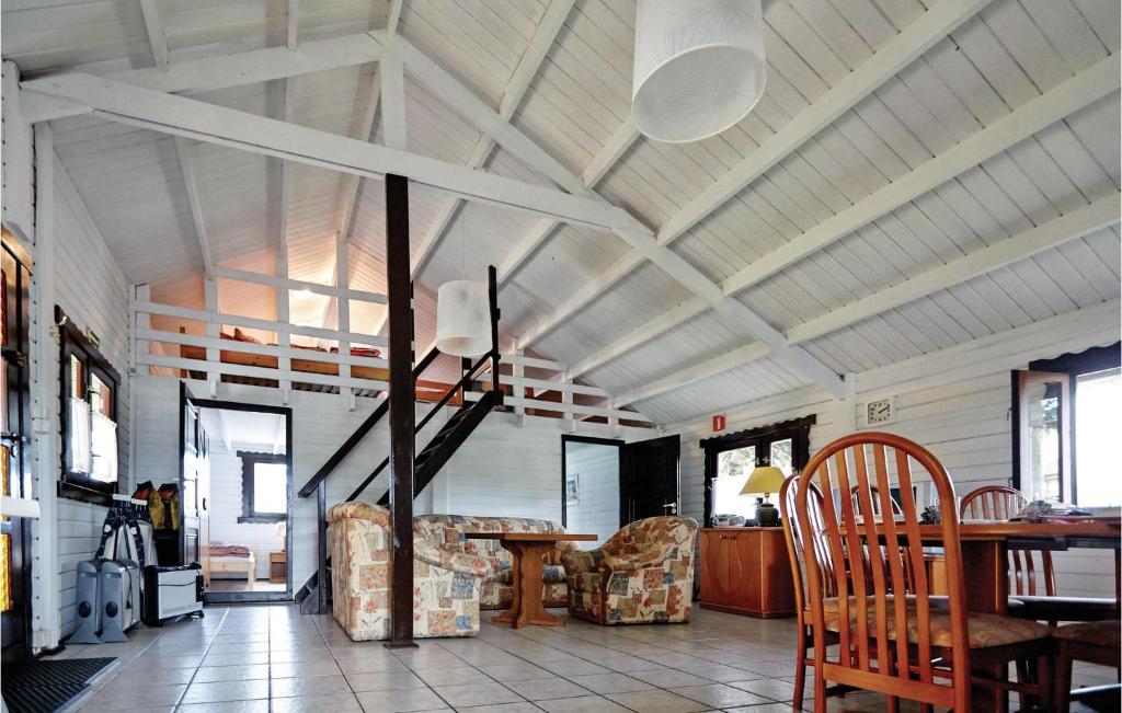 Nice Home In Mscice With 3 Bedrooms And Wifi photo 2