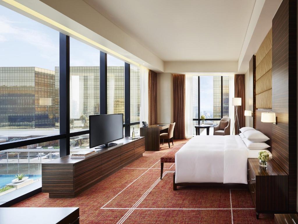 Двухместный (Клубный номер с кроватью размера «king-size»), Hyatt Regency Manila City of Dreams