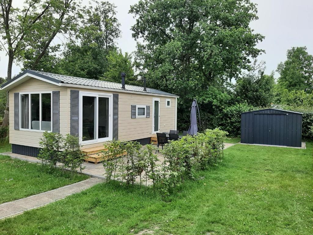 Gezellig chalet op een prachtige plek in Drenthe met vrij uitzicht
