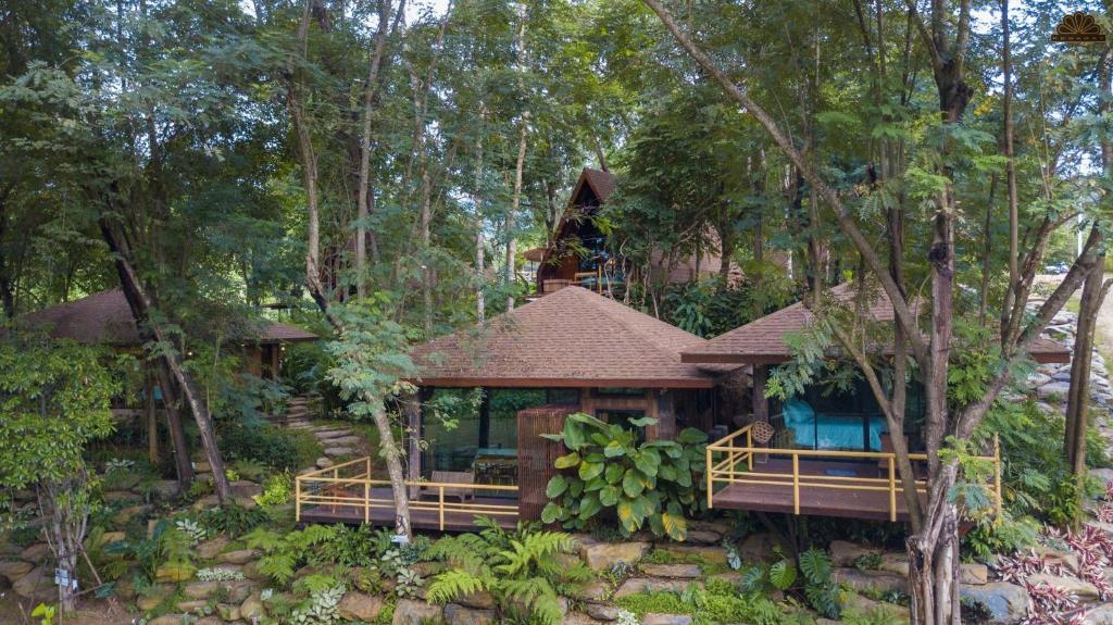 Kenaray Farmstay riverside photo 3