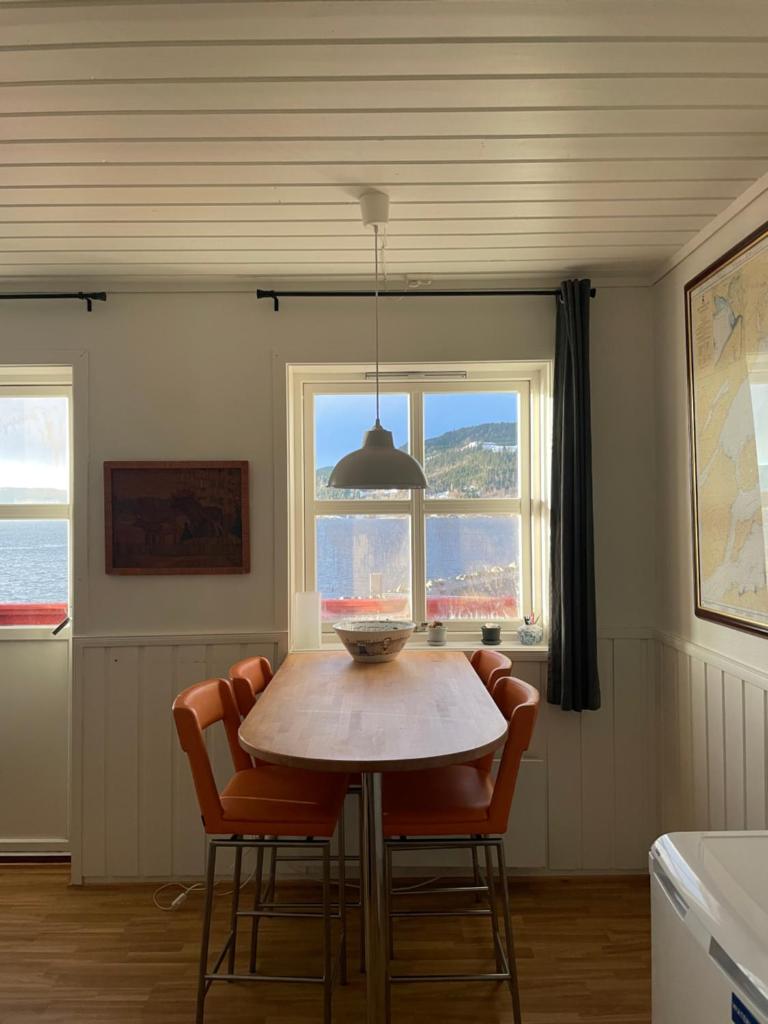 Spacious apartment with view over the trondheimfjord photo 1
