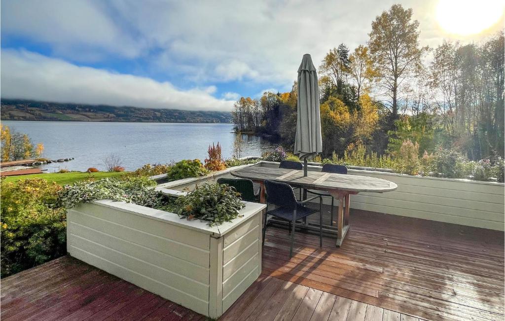Amazing Home In Bjoneroa With 3 Bedrooms And Wifi photo 2