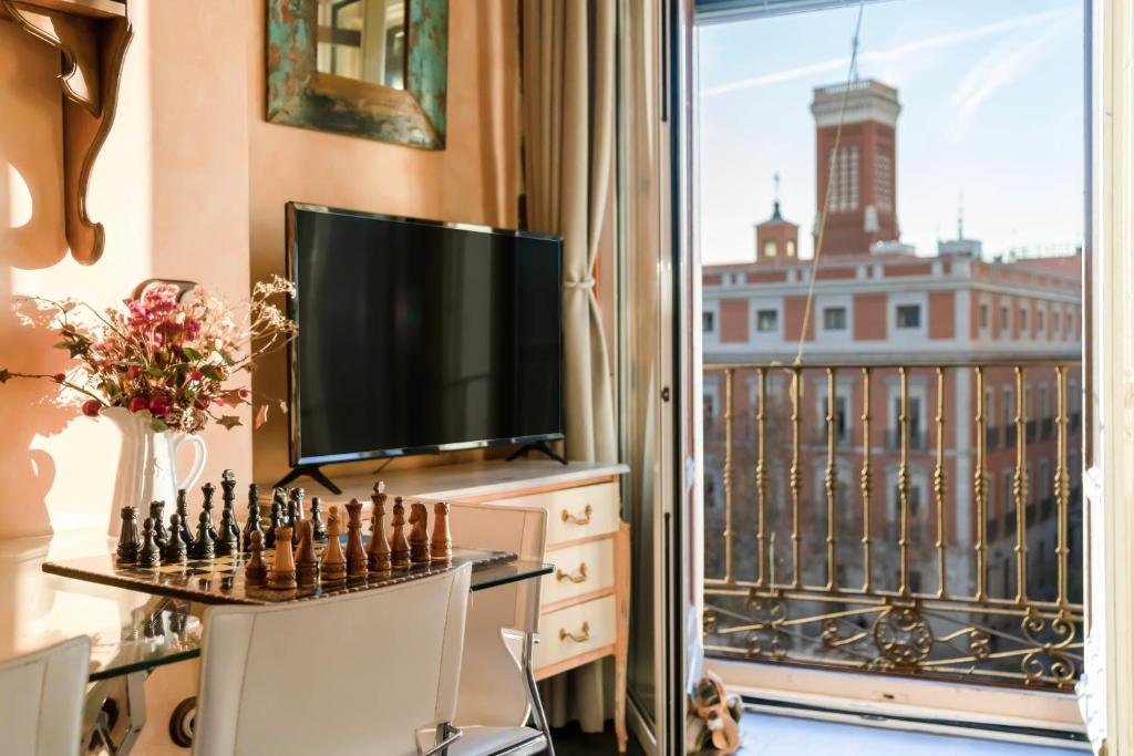 1851: Exceptional 19th century studio in Madrid photo 3