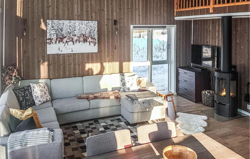 Beautiful Home In Brttum With 3 Bedrooms photo 3