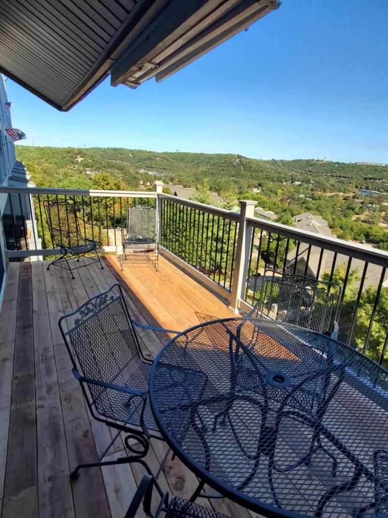 Treehouse Condos - Branson photo 3