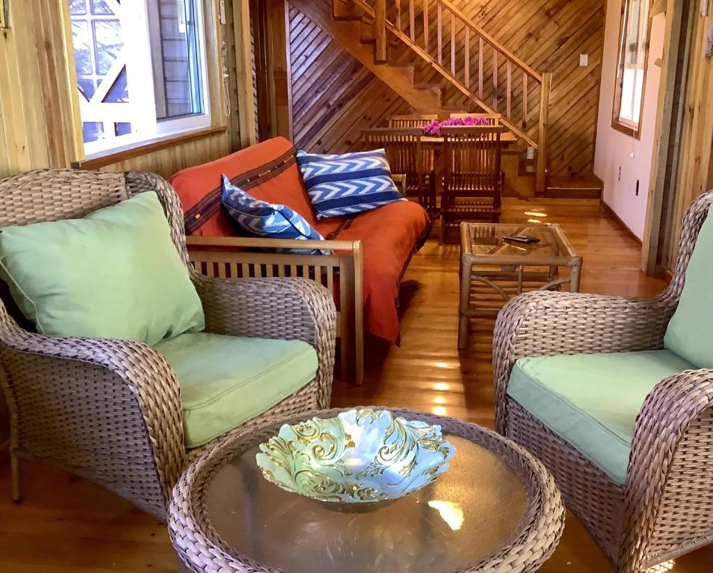 Reef Beach House - 2 Bedrooms and studio photo 2