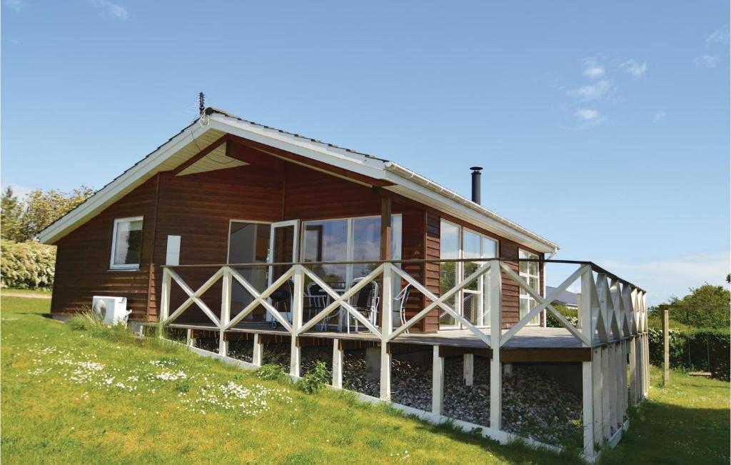 Stunning Home In Lundby With 2 Bedrooms And Wifi