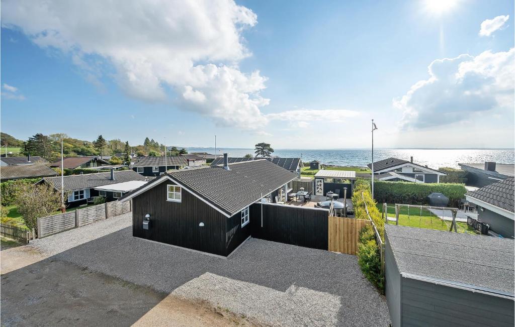 Beautiful Home In Rnde With 3 Bedrooms And Wifi photo 2
