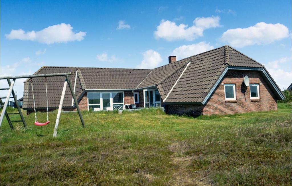 Amazing Home In Hvide Sande With 5 Bedrooms, Sauna And Indoor Swimming Pool