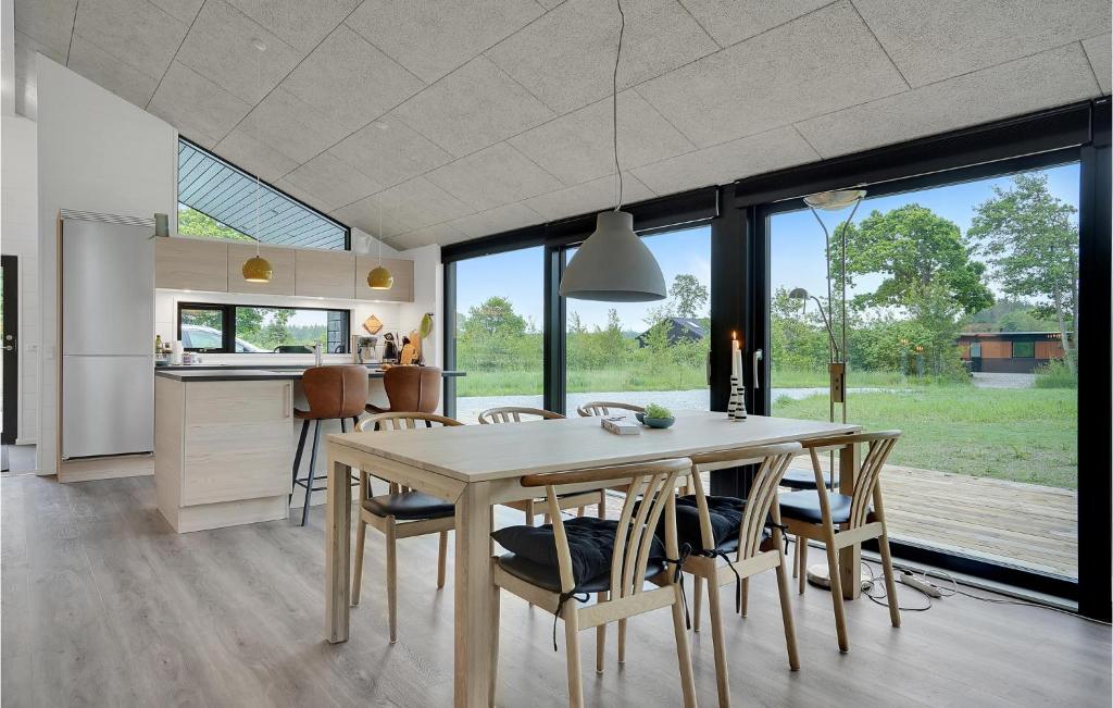 Stunning Home In Glesborg With Wifi And 3 Bedrooms photo 2