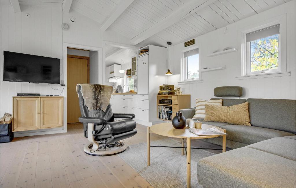 Stunning Home In Holbk With 3 Bedrooms And Wifi photo 3
