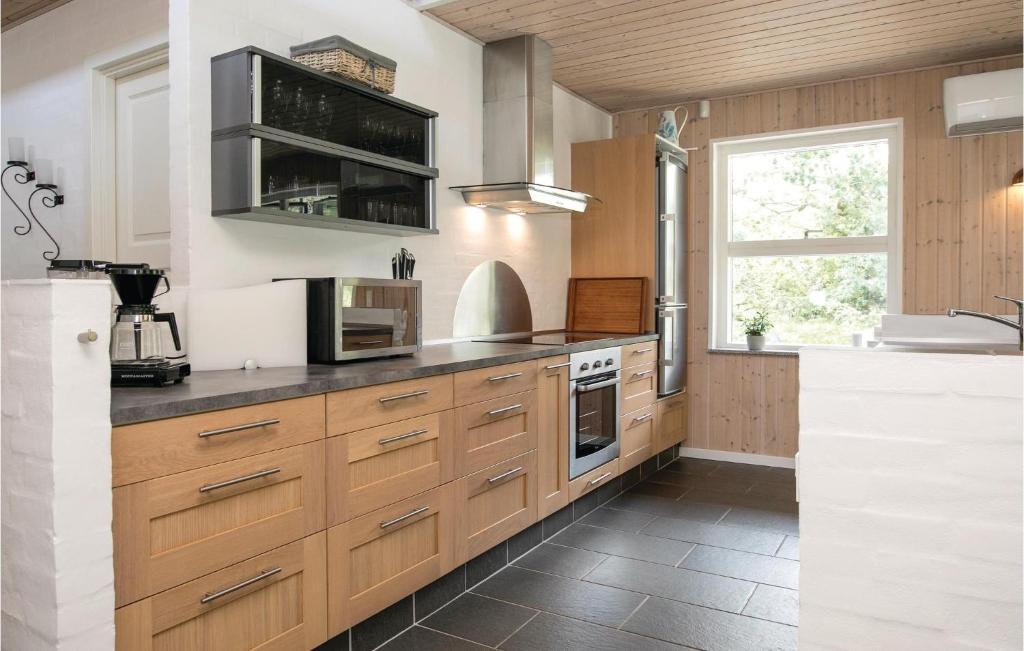 Amazing Home In Hadsund With 3 Bedrooms, Sauna And Wifi photo 3