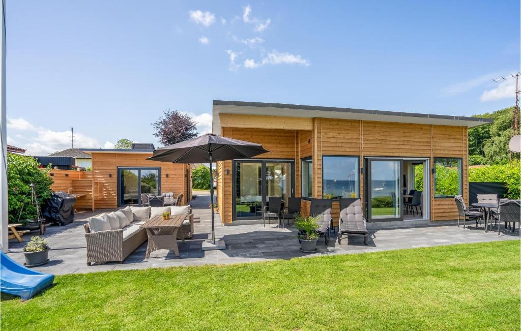 Stunning Home In Haderslev With 4 Bedrooms And Wifi photo 2