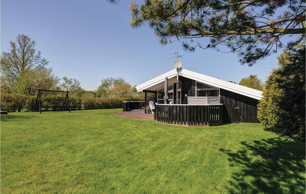 Awesome Home In Hadsund With 3 Bedrooms, Sauna And Wifi photo 4