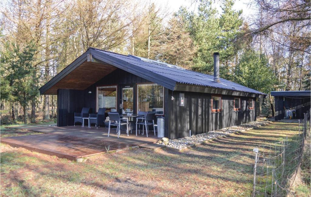Beautiful Home In Tim With 3 Bedrooms And Wifi