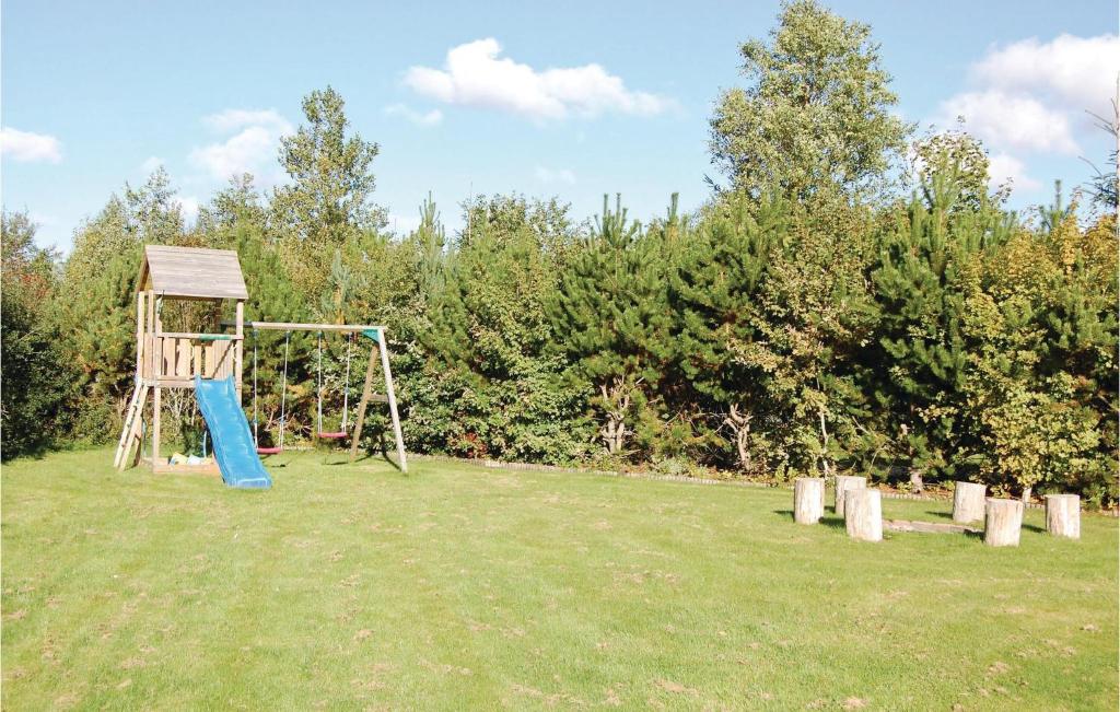 Stunning Home In Oksbl With 3 Bedrooms, Sauna And Wifi photo 2