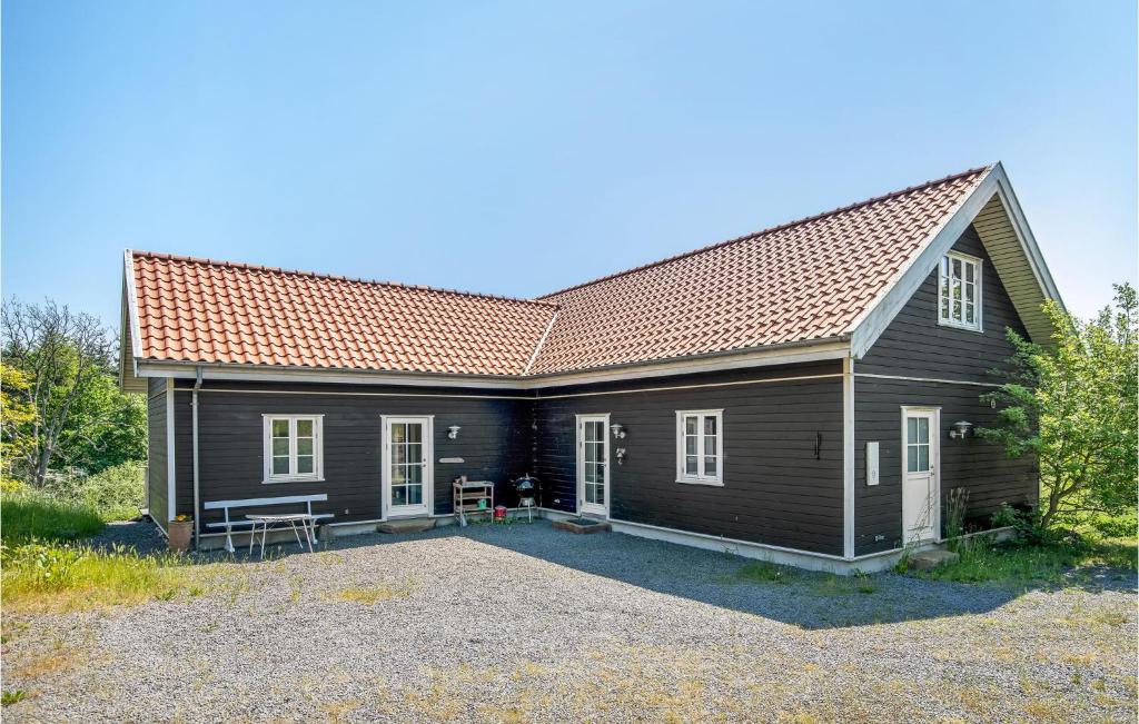 Beautiful Home In Nex With 4 Bedrooms And Wifi photo 1