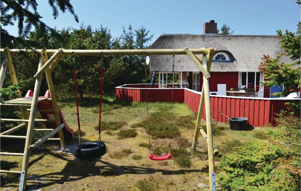 Awesome Home In Hvide Sande With 4 Bedrooms, Sauna And Wifi photo 1