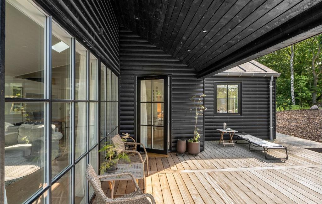 Nice Home In Hadsund With 3 Bedrooms, Sauna And Wifi photo 1