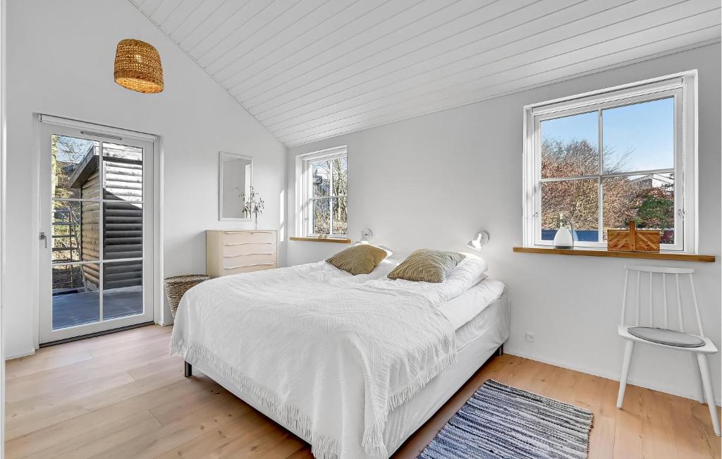 Nice Home In Hadsund With 3 Bedrooms, Sauna And Wifi photo 3