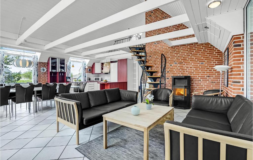 Awesome Home In Rm With 6 Bedrooms, Sauna And Wifi photo 1