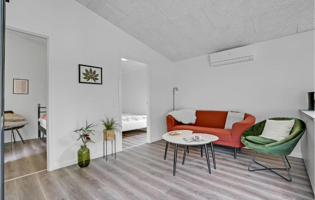 Stunning Home In Spttrup With 3 Bedrooms And Wifi photo 1