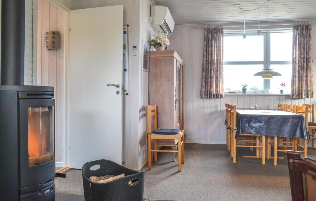 Nice Home In Nrre Nebel With 3 Bedrooms, Sauna And Wifi photo 1