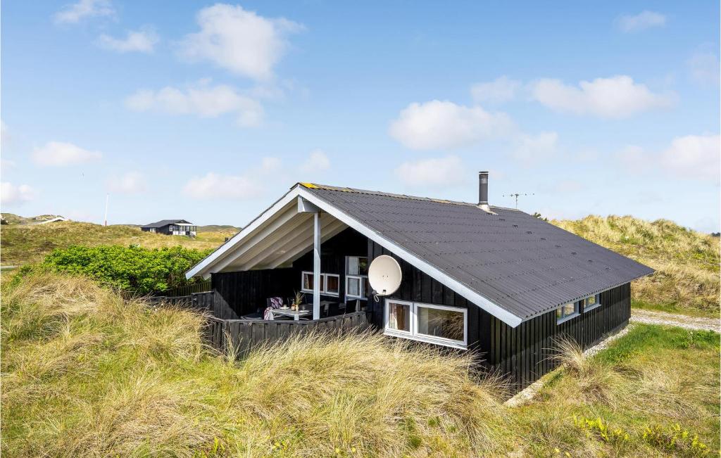 Nice Home In Hvide Sande With 3 Bedrooms, Sauna And Wifi