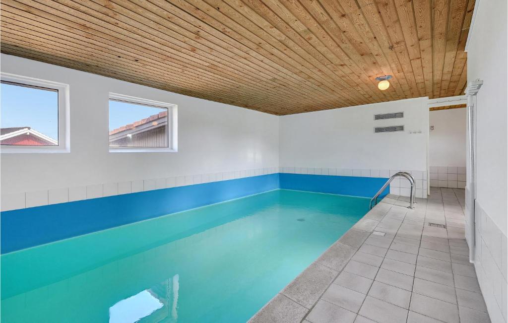 Stunning Home In Vejers Strand With Sauna, Wifi And Indoor Swimming Pool photo 4