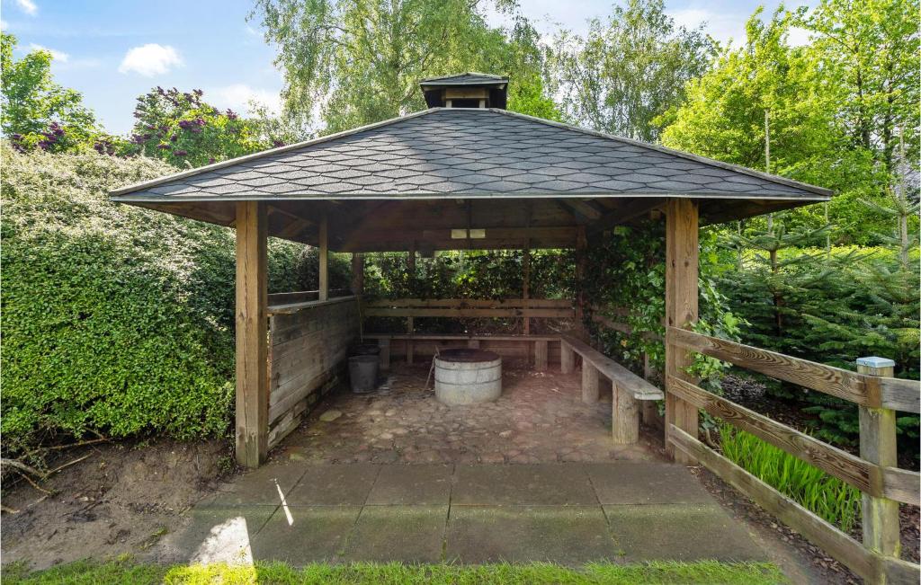 Amazing Home In Augustenborg With 4 Bedrooms, Sauna And Wifi photo 3