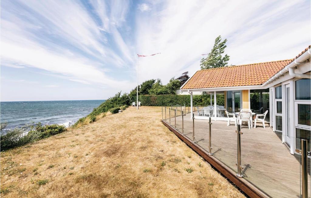 Beautiful Home In Rnne With 4 Bedrooms, Sauna And Wifi