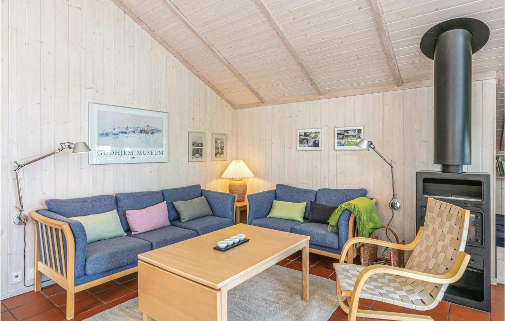 Beautiful Home In Nex With 4 Bedrooms, Sauna And Wifi photo 3