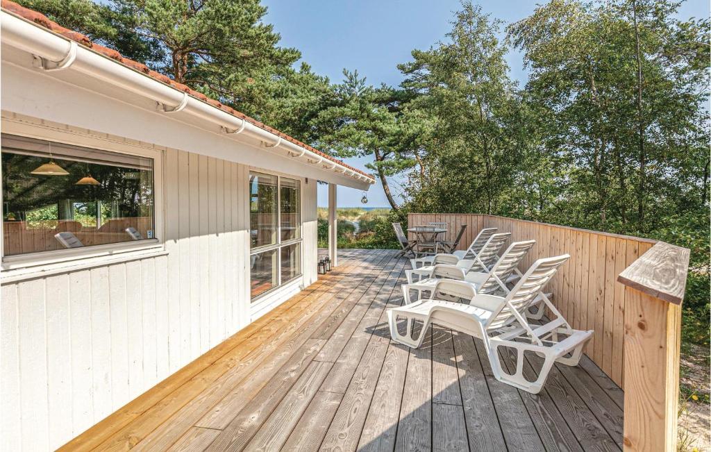 Beautiful Home In Nex With 4 Bedrooms, Sauna And Wifi photo 4