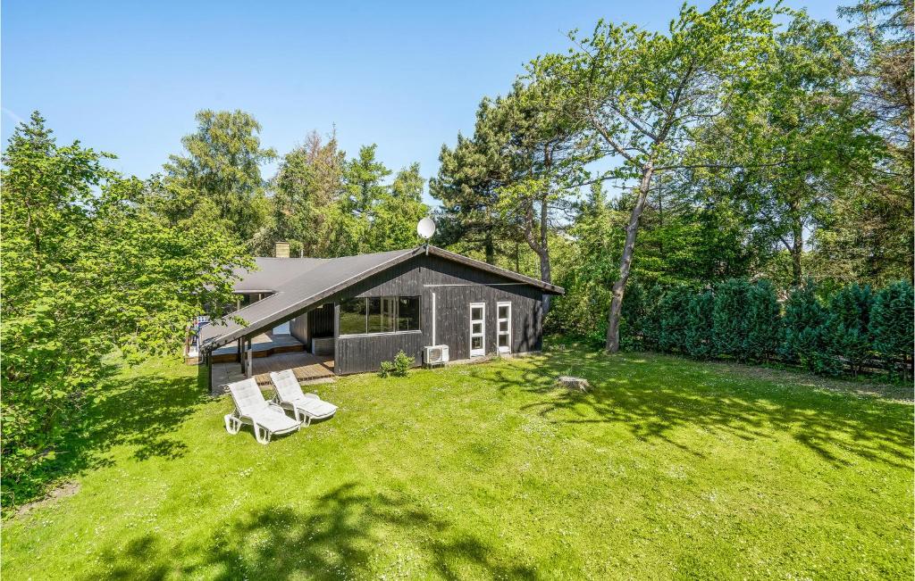 Awesome Home In Gedser With 4 Bedrooms And Wifi