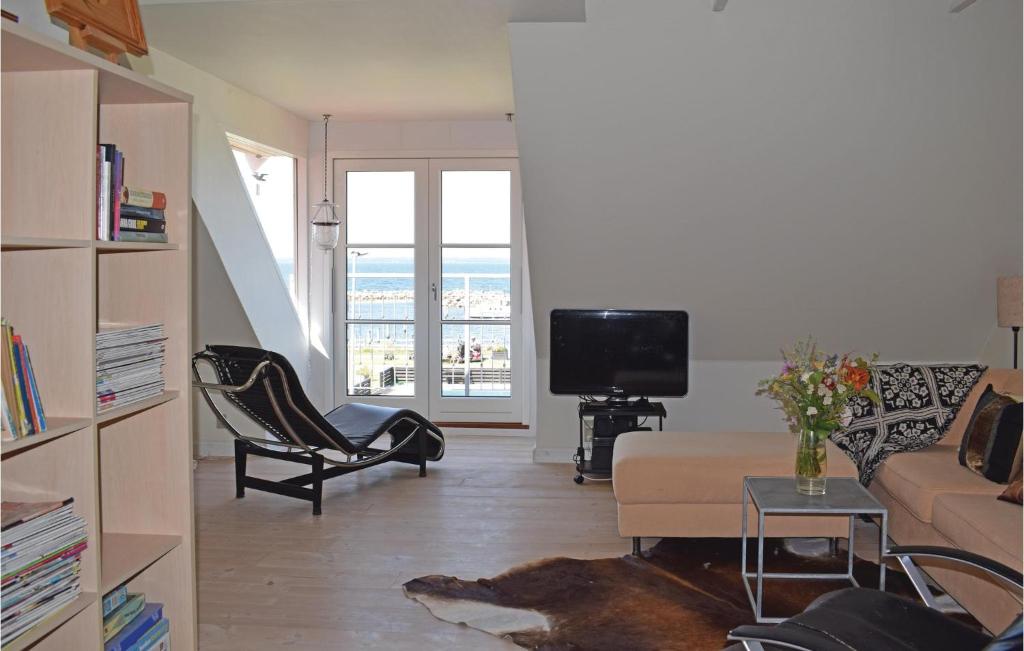 Stunning Home In Tranekr With 1 Bedrooms And Wifi photo 4