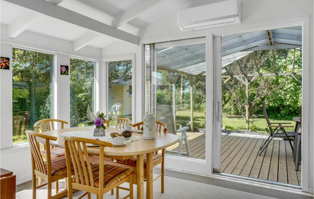 Amazing Home In Skibby With 4 Bedrooms And Wifi photo 3