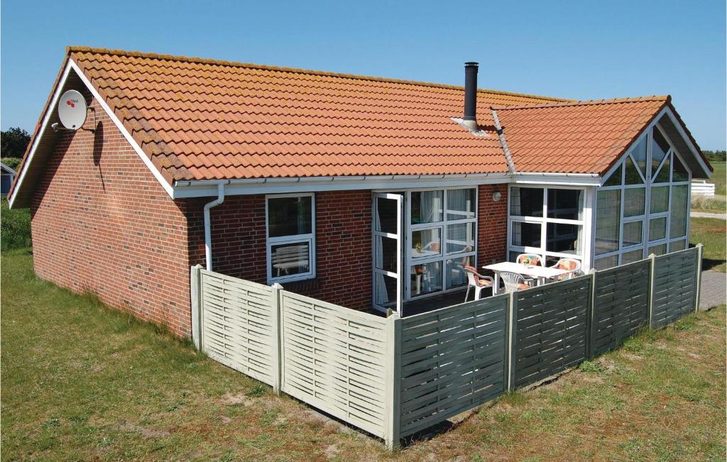 Beautiful Home In Hvide Sande With 4 Bedrooms, Sauna And Internet
