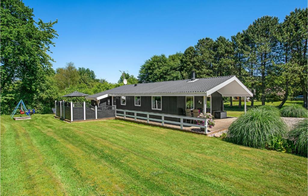 Nice Home In Tranekr With 3 Bedrooms And Sauna photo 2