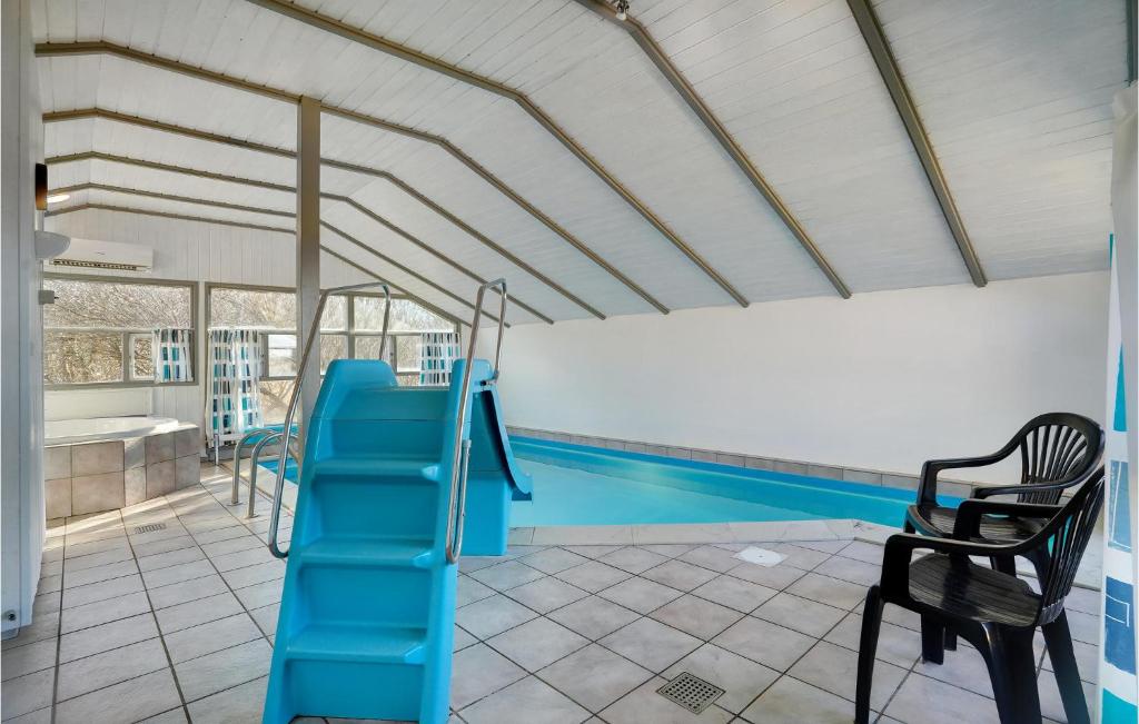 Amazing Home In Hvide Sande With Sauna, Wifi And Indoor Swimming Pool photo 4