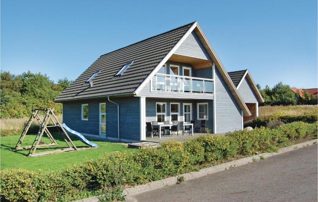 Amazing Home In Tranekr With 5 Bedrooms, Sauna And Wifi