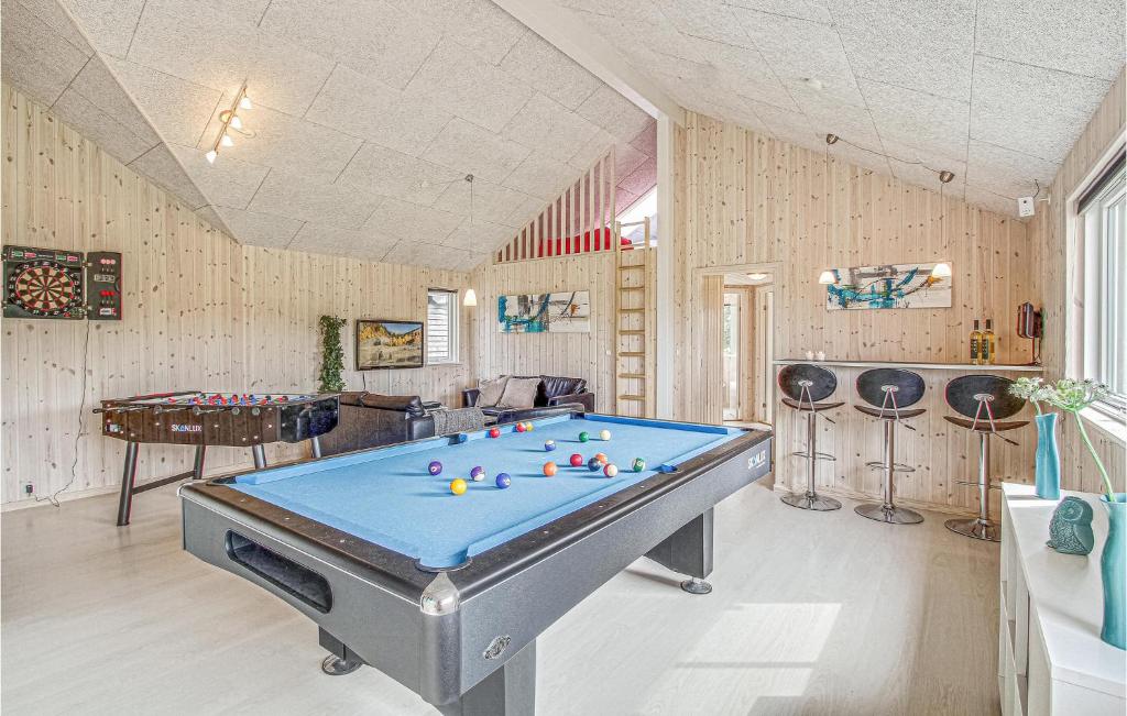 Awesome Home In Bogense With 6 Bedrooms, Wifi And Indoor Swimming Pool photo 4