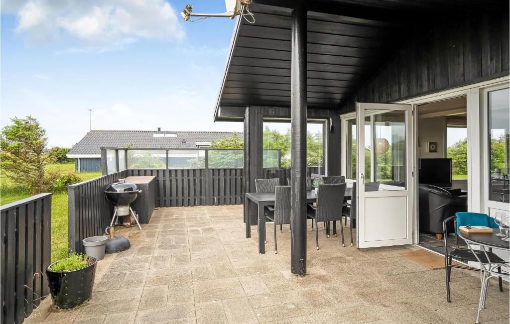 Amazing Home In Hjrring With Wifi And 3 Bedrooms photo 1
