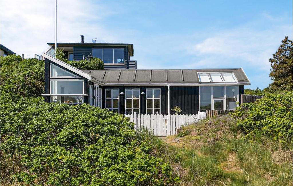 Stunning Home In Grenaa With 2 Bedrooms And Wifi