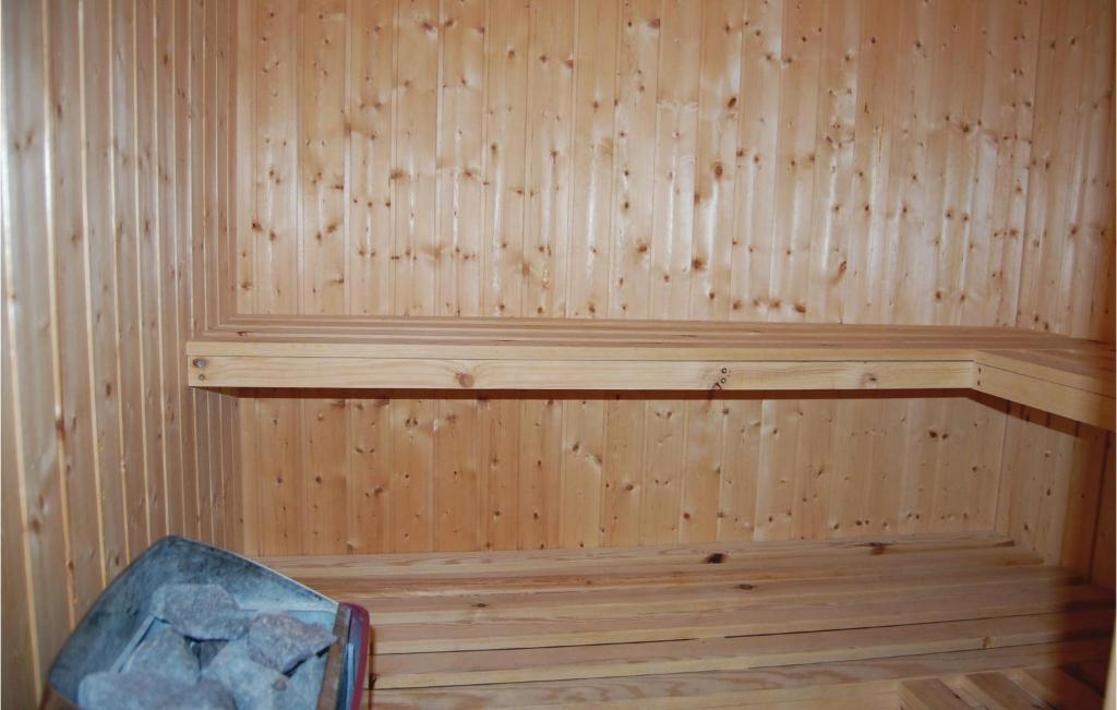 Beautiful Home In Idestrup With 4 Bedrooms, Sauna And Wifi photo 4